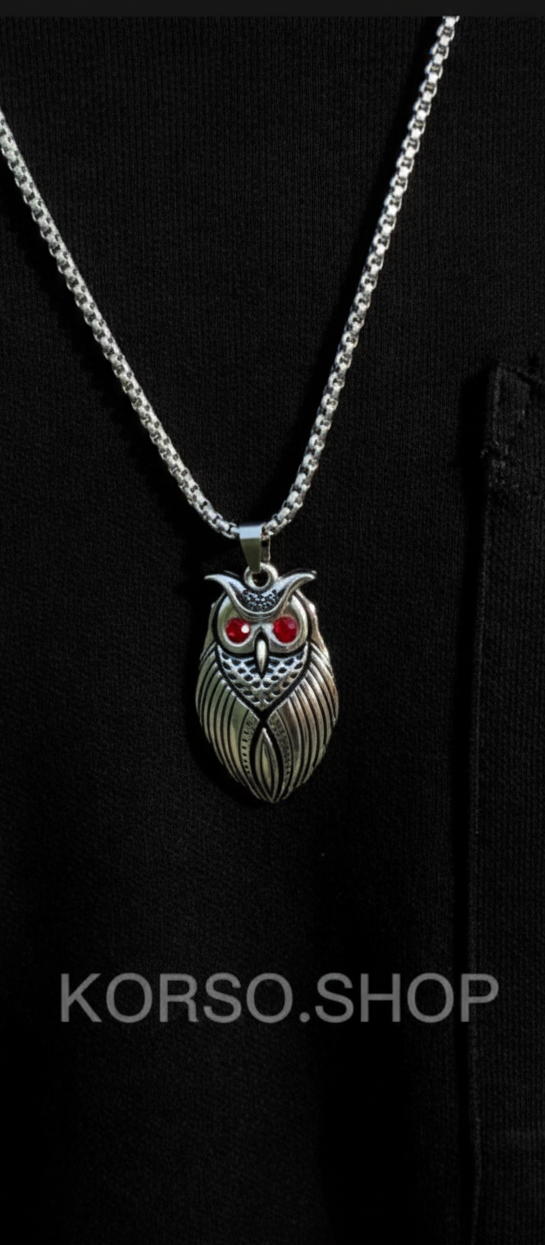 RED EYED OWL PENDENT CHAIN